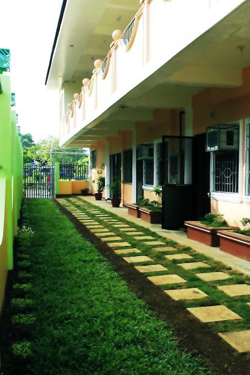 Amerson Pension Place Puerto Princesa Exterior photo