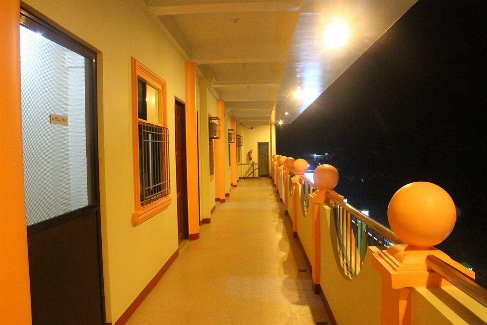 Amerson Pension Place Puerto Princesa Exterior photo