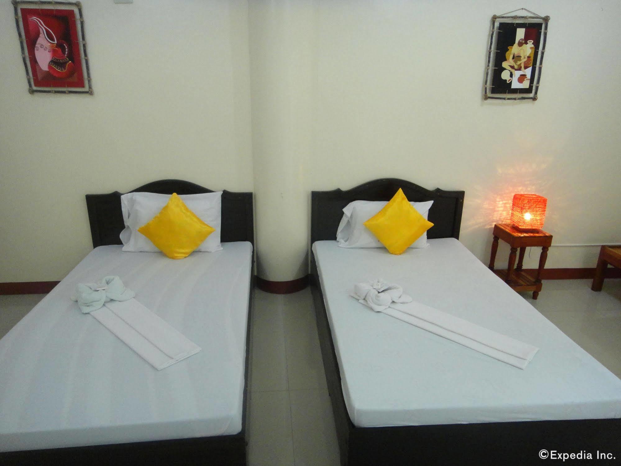 Amerson Pension Place Puerto Princesa Exterior photo
