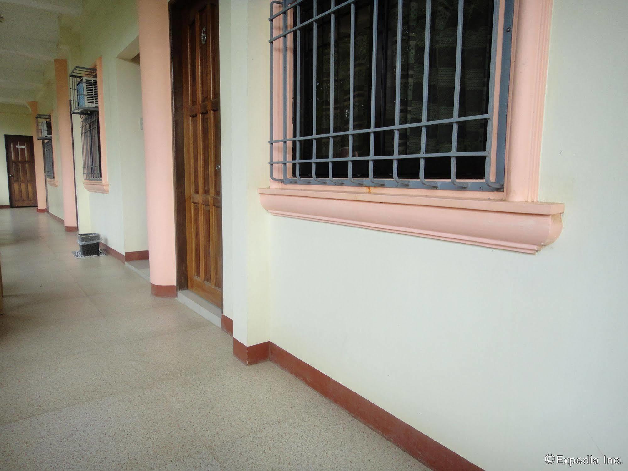 Amerson Pension Place Puerto Princesa Exterior photo